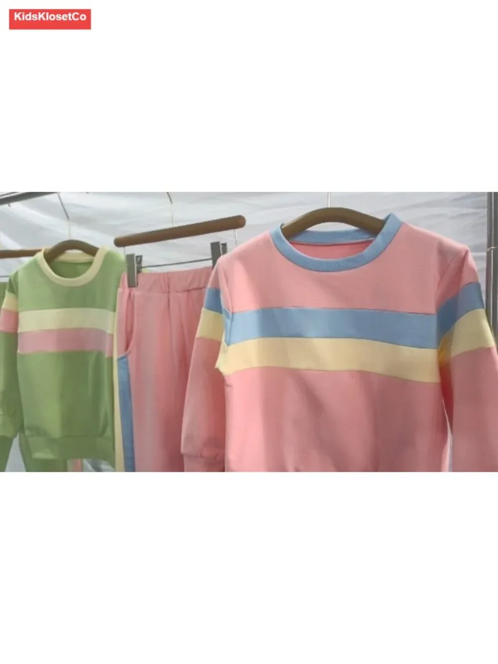 Girls 2 Piece Outfit Long Sleeve Sweatshirt & Jogger Pants Rainbow Stripe